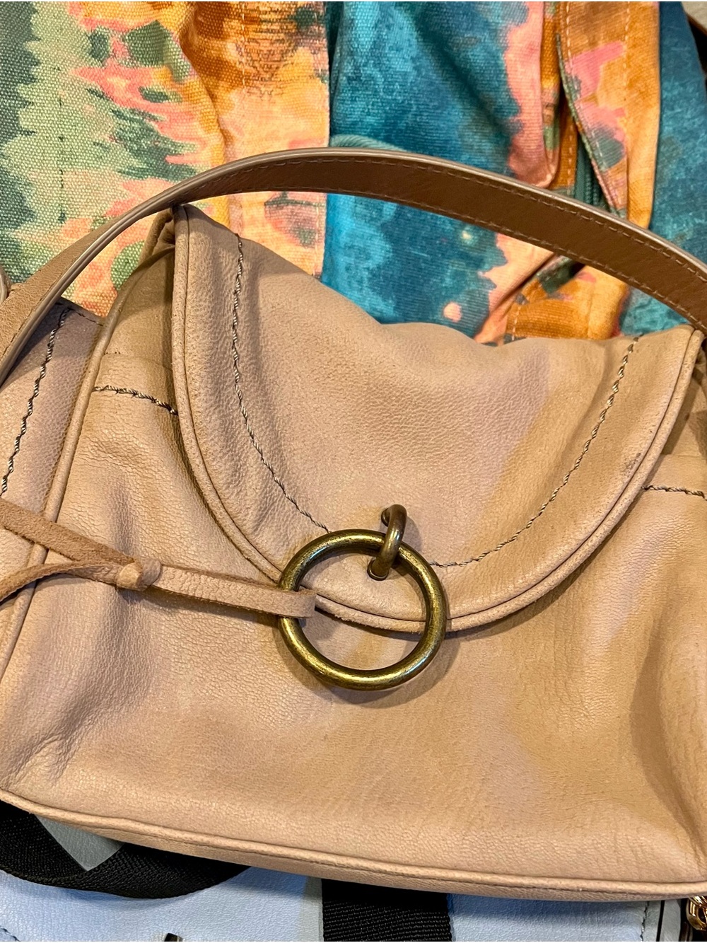 Leather Crossbody Bag fossil with Ring Accent